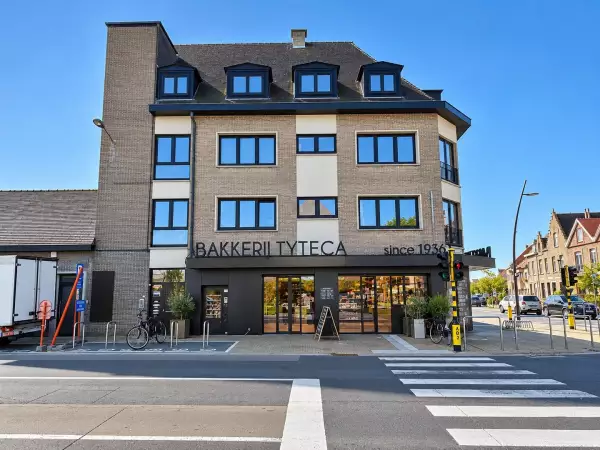 Gerenoveerd appartement centrum Koksijde dorp.